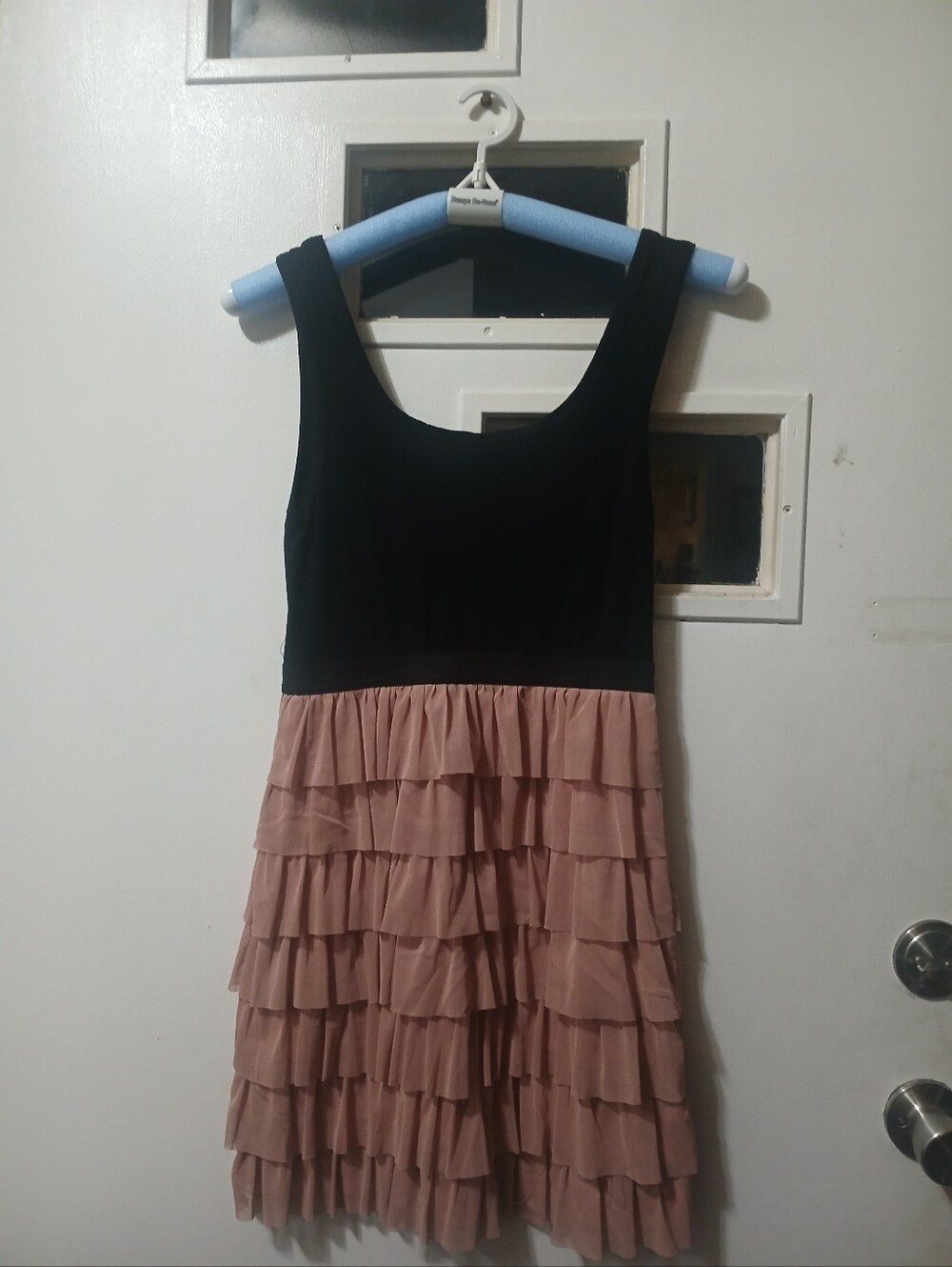 Black & Dusty Rose Tiered Ruffle Dress - Unbranded